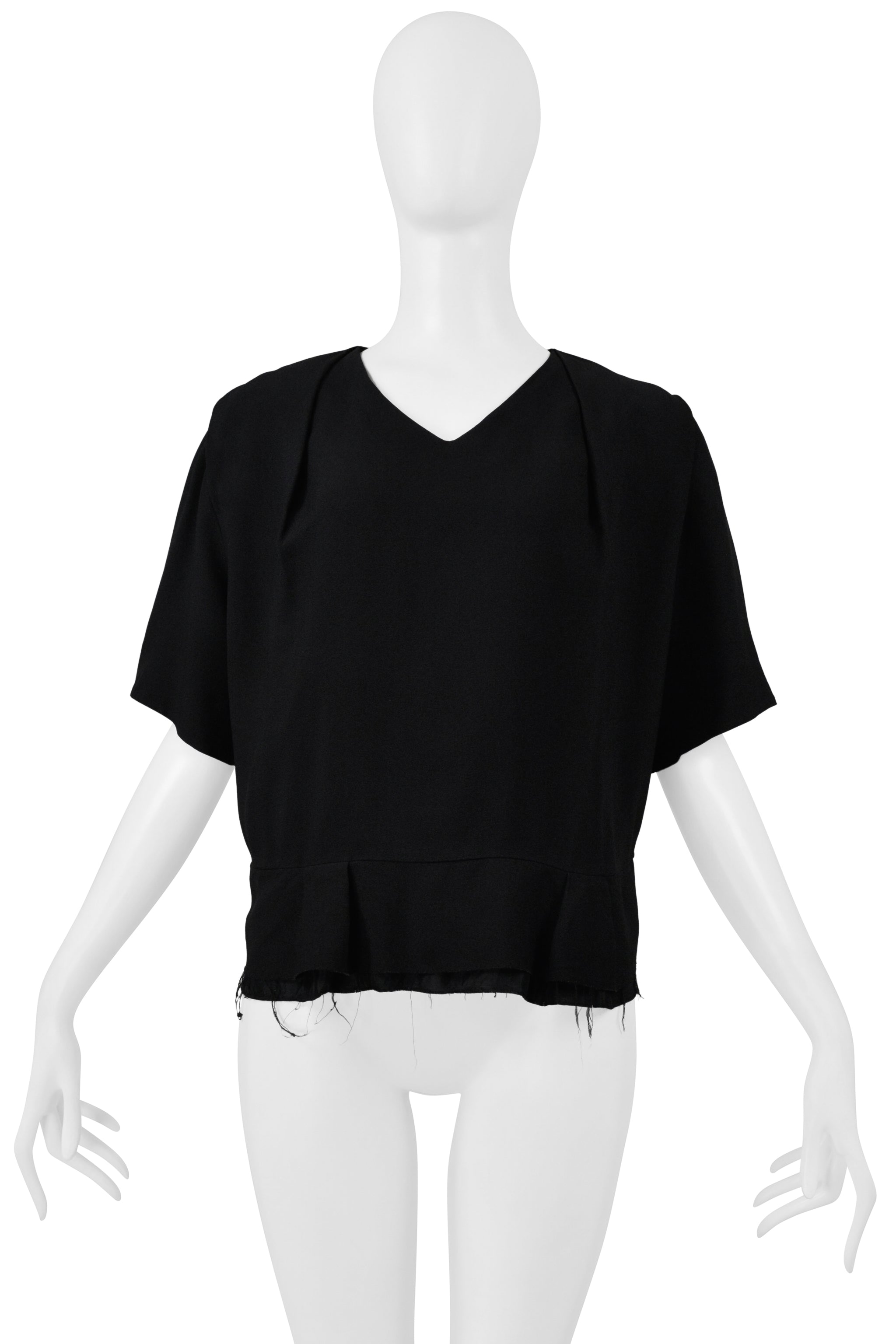 MAISON MARTIN MARGIELA BLACK SHORT SLEEVED V NECK TOP 2002