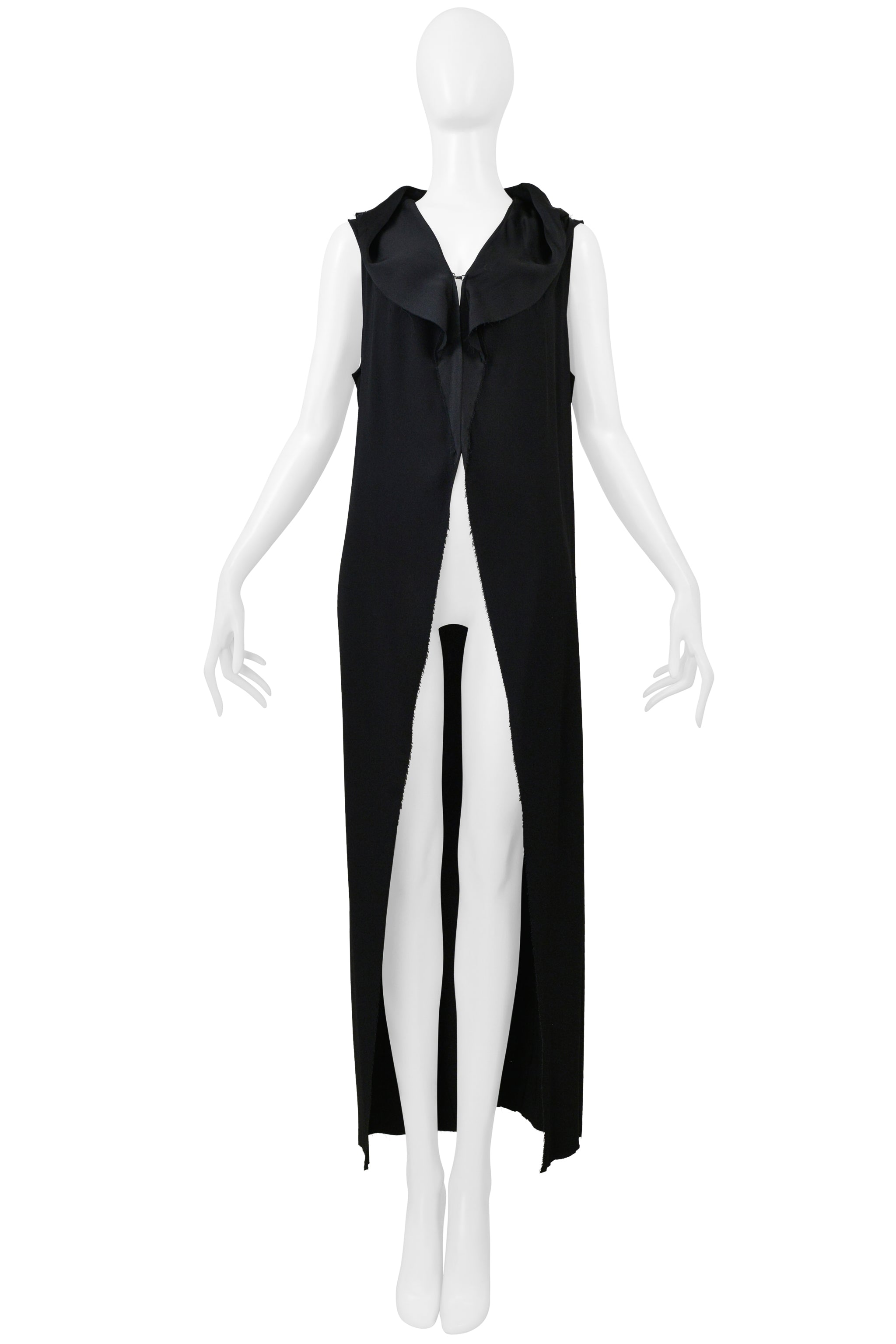 MAISON MARTIN MARGIELA BLACK LONG VEST WITH ROUND COLLAR CIR. SS 2000
