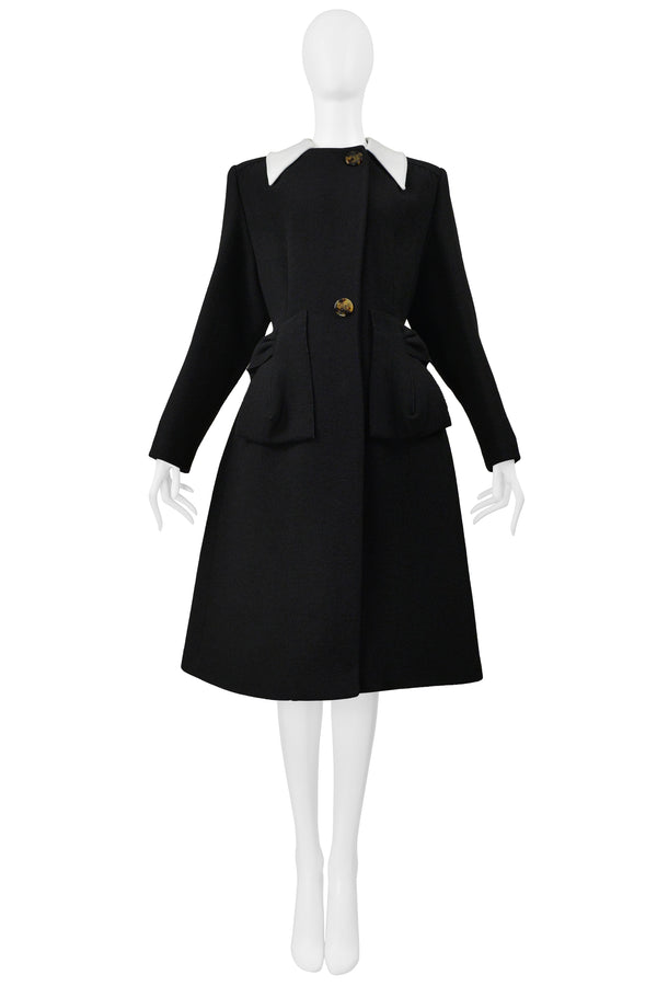 MIU MIU BLACK COAT WITH WHITE COLLAR 2011