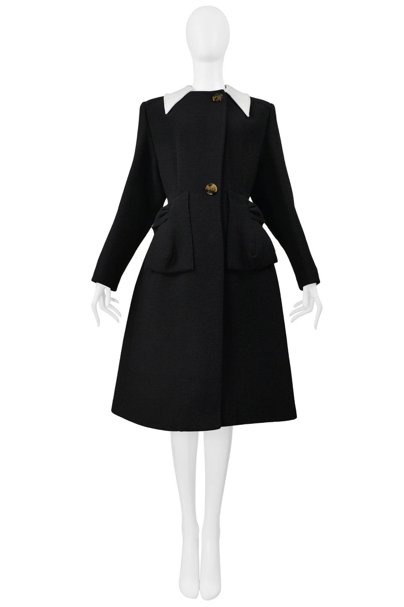 MIU MIU BLACK COAT WITH WHITE COLLAR 2011