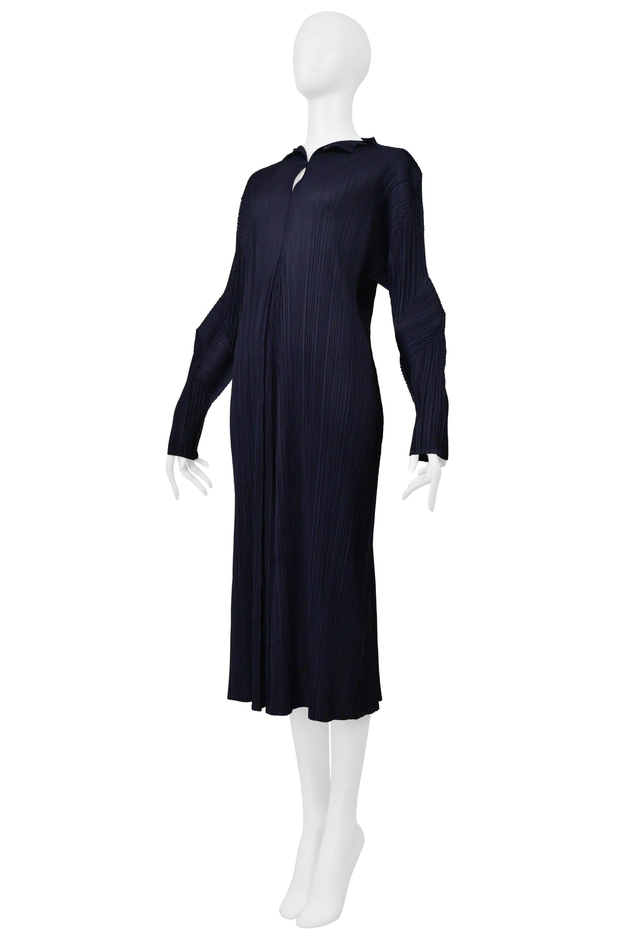 ISSEY MIYAKE PLEATS PLEASE NAVY LONG PLEATED DRESS W BUTTON AND KEYHOLE 2000