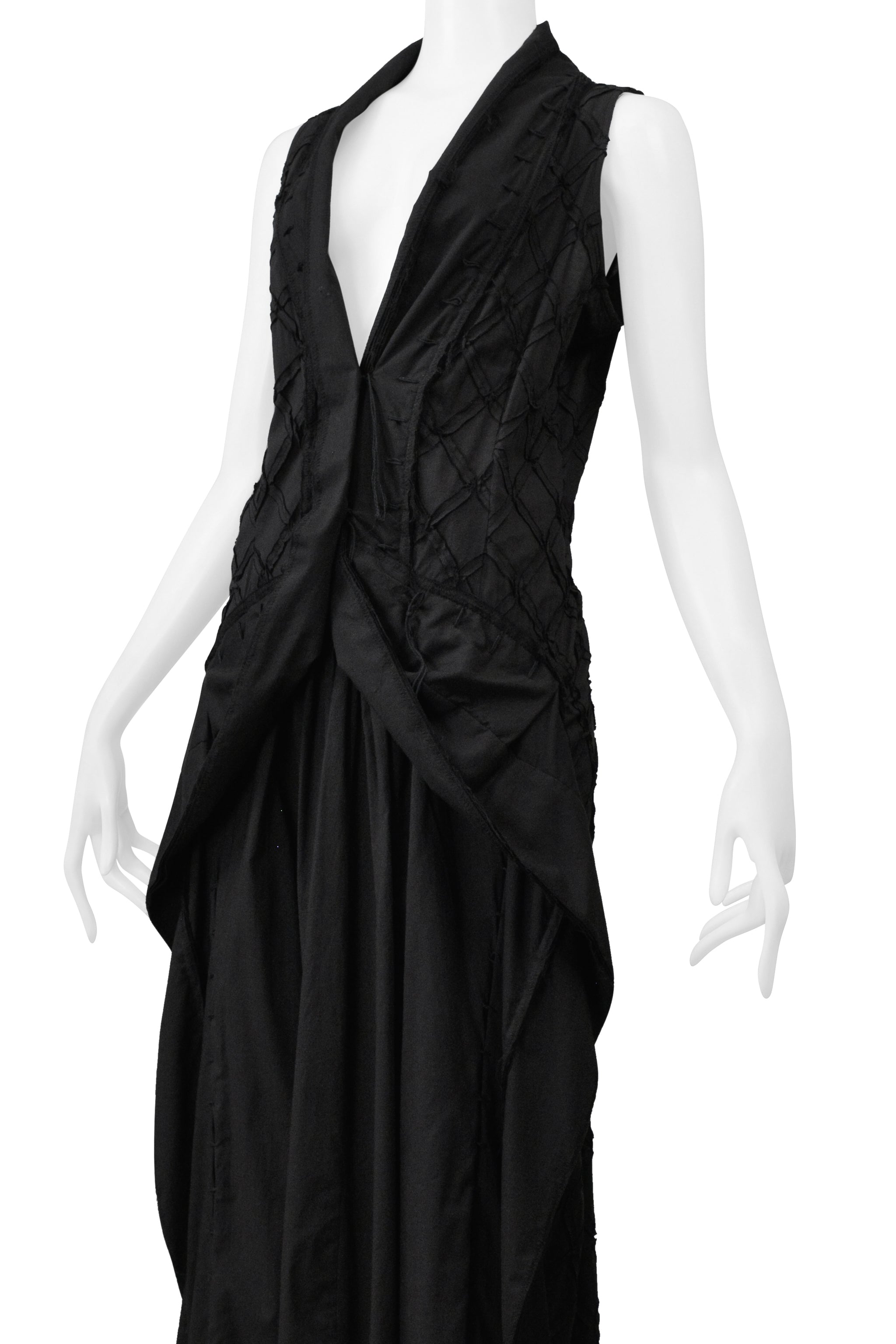 ISSEY MIYAKE BLACK SLEEVELESS DRESS WITH DIAMOND STITCH DETAIL SS 2003