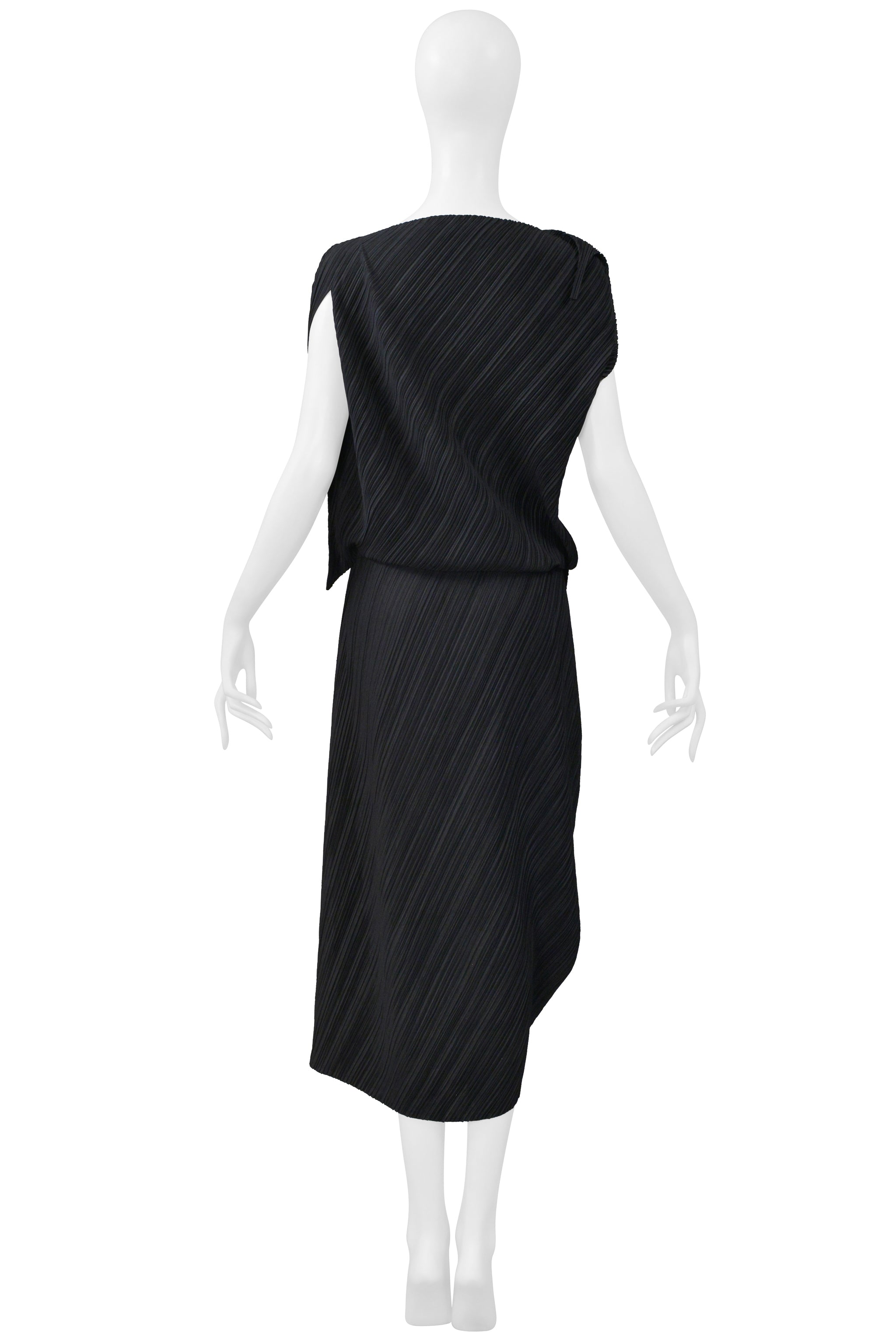 ISSEY MIYAKE BLACK ASYMMETRICAL PLEATED TOP AND SKIRT ENSEMBLE SS 2005