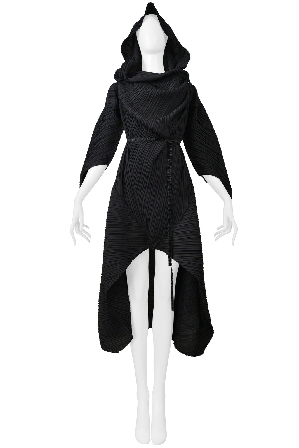 ISSEY MIYAKE BLACK PLEATED JACKET WITH HOOD CIR. SS 1999