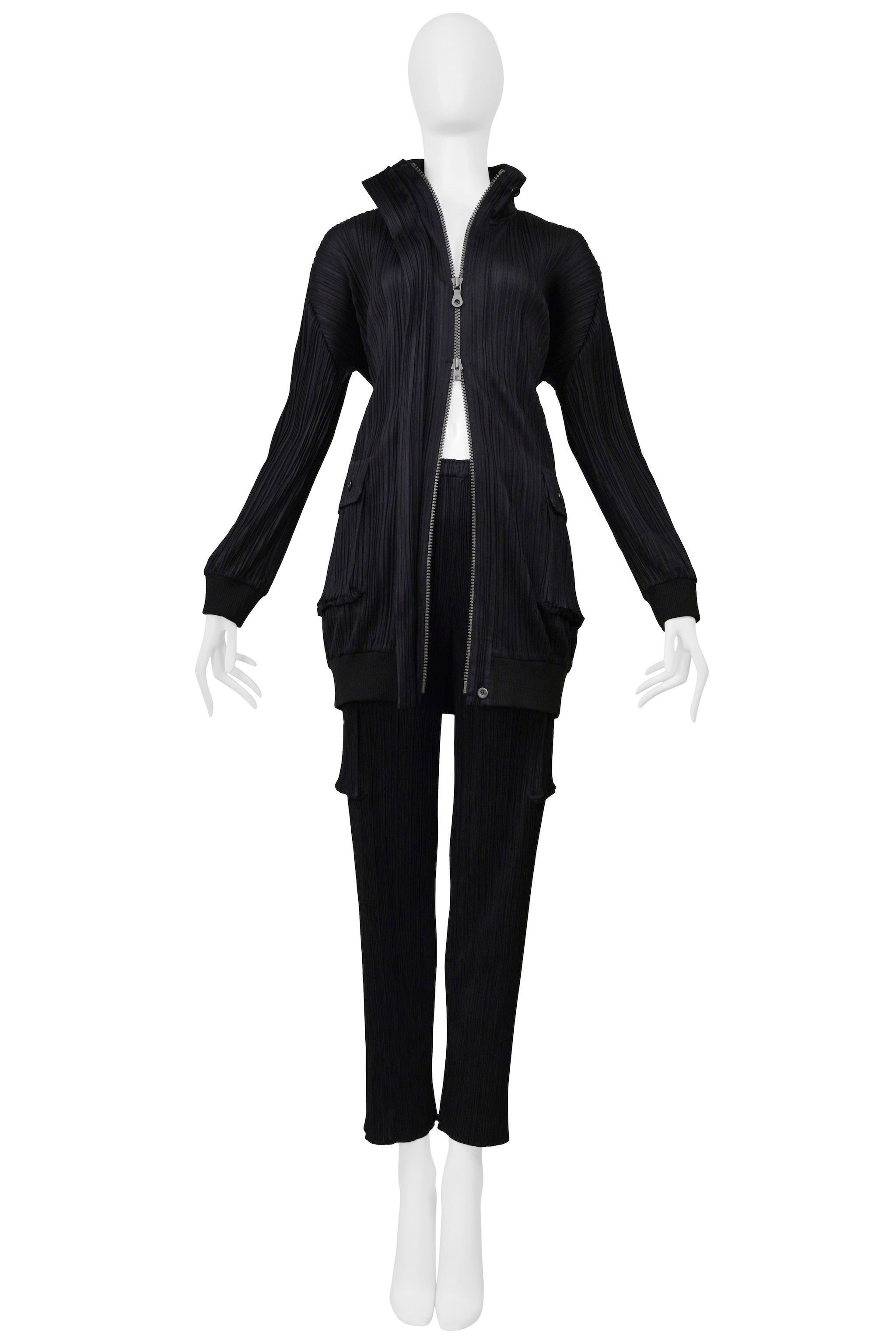 ISSEY MIYAKE BLACK PLEATED TRACK SUIT WITH LARGE POCKETS 2004