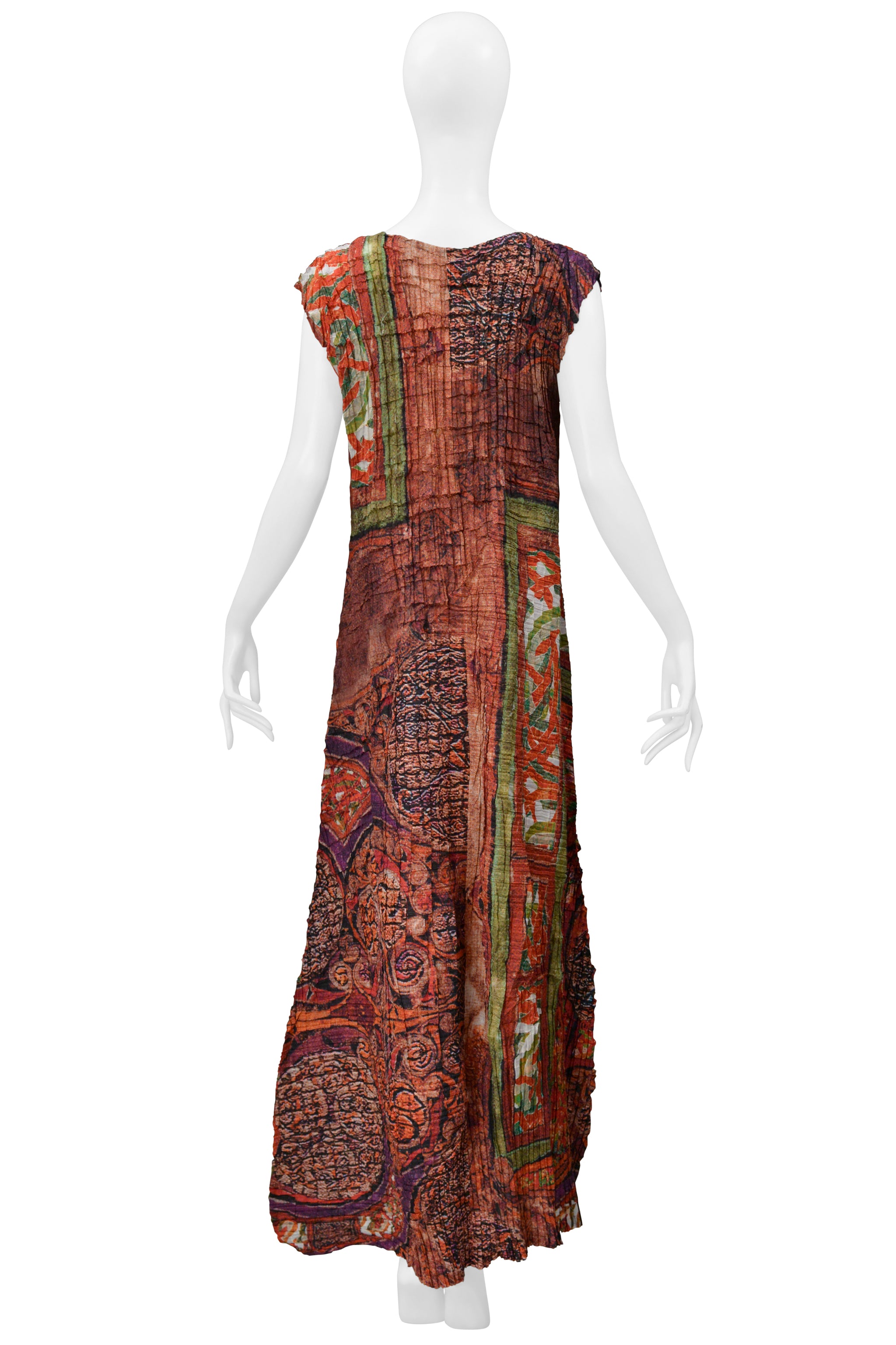 ISSEY MIYAKE 2001 AW BURGUNDY PRINTED PLEATED MAXI DRESS 2001-2002