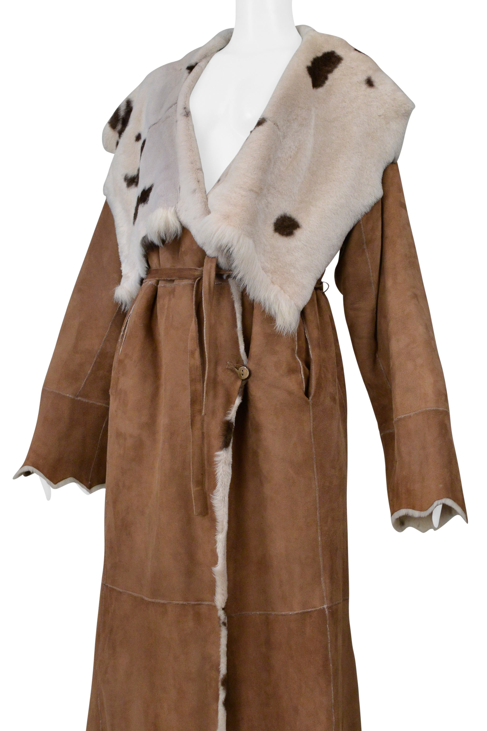 VINTAGE BROWN SPOTTED REVERSIBLE LLAMA FUR COAT