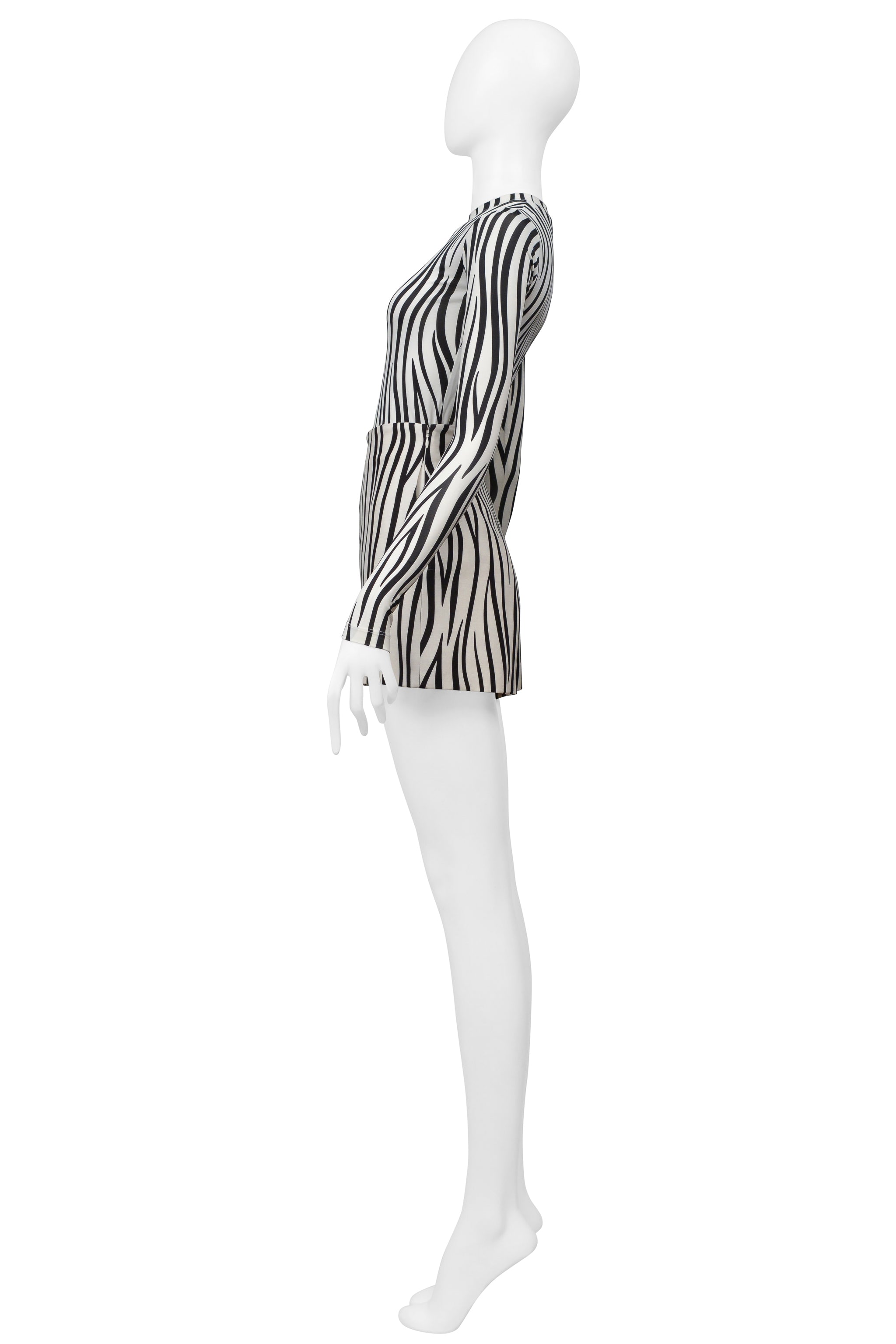 VALENTINO BLACK AND WHITE ZEBRA STRIPED SHORT SET