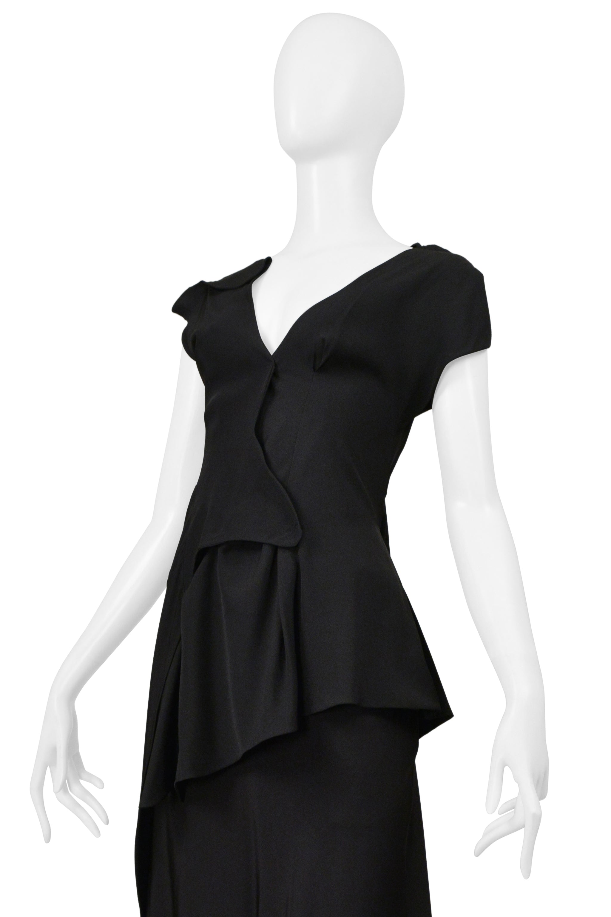 YOHJI YAMAMOTO BLACK ASYMMETRICAL TOP AND LONG SKIRT ENSEMBLE