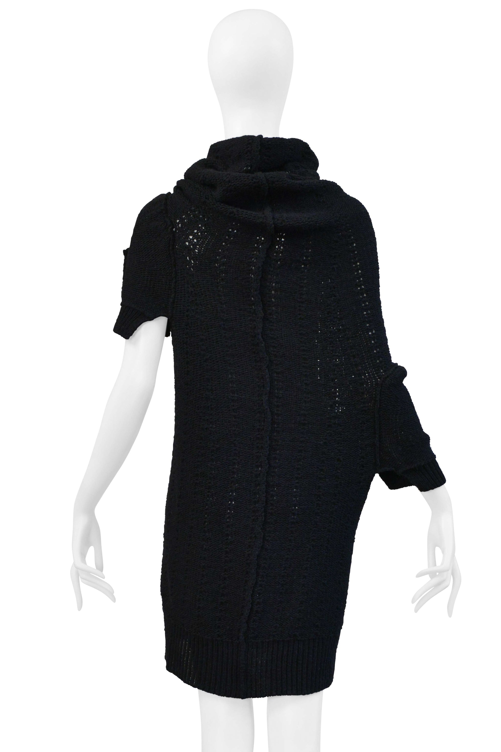 Y’S 2004–05 BY YOHJI YAMAMOTO BLACK CABLE KNIT SWEATER WITH HIGH NECK & ASYMMETRICAL SLEEVES