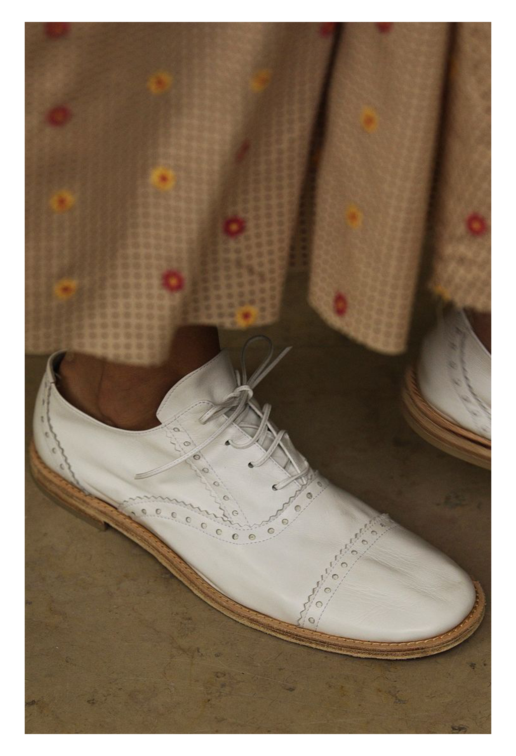 JUNYA WATANABE WHITE PERFORATED LEATHER BROGUE SHOES 2003