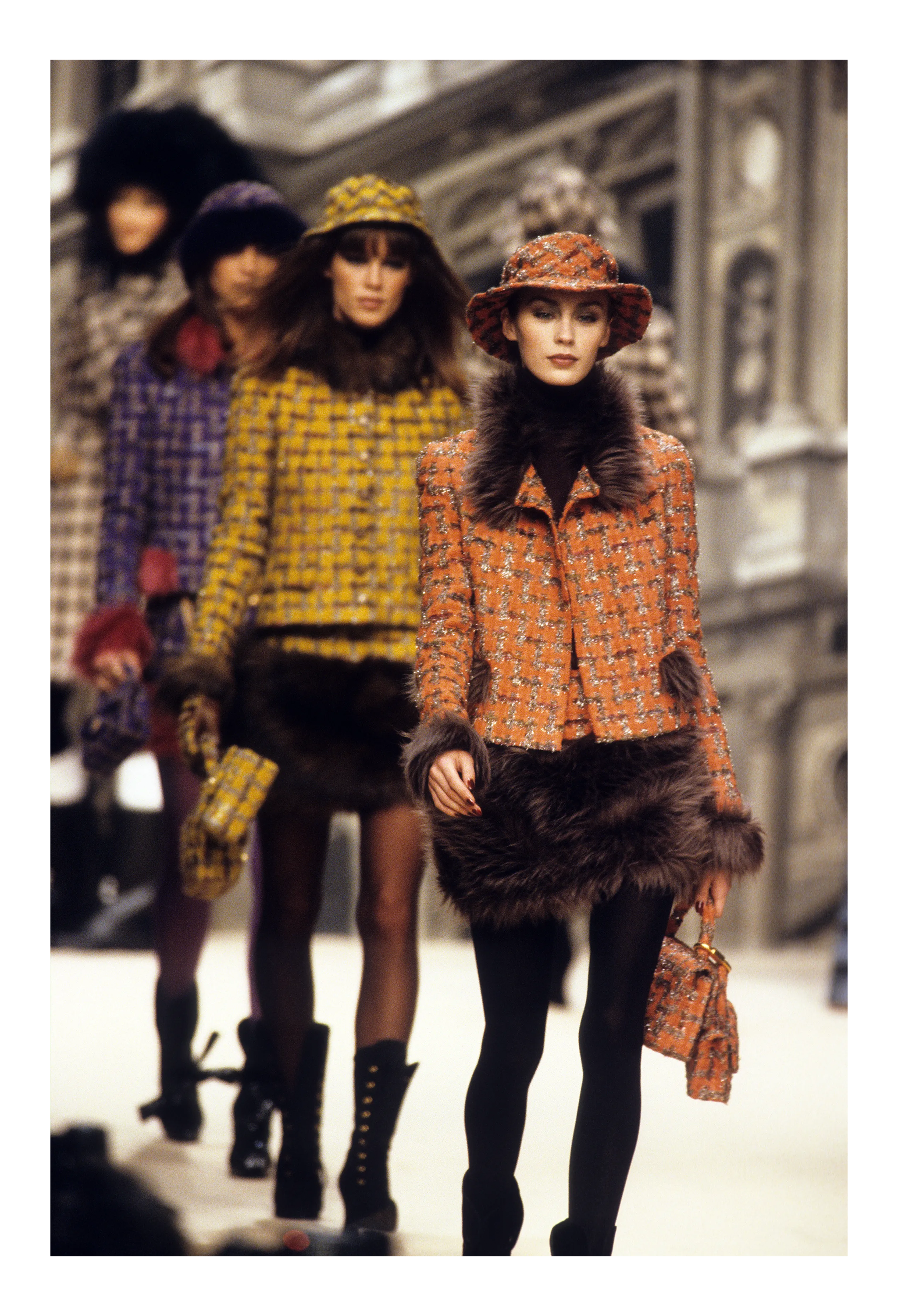 CHANEL RED VELVET TWEED SKIRT WITH BLACK FAUX FUR 1994