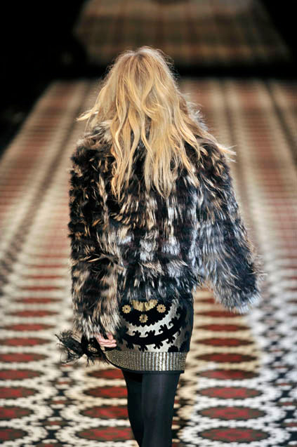 GUCCI BROWN CHEVRON FUR COAT 2008