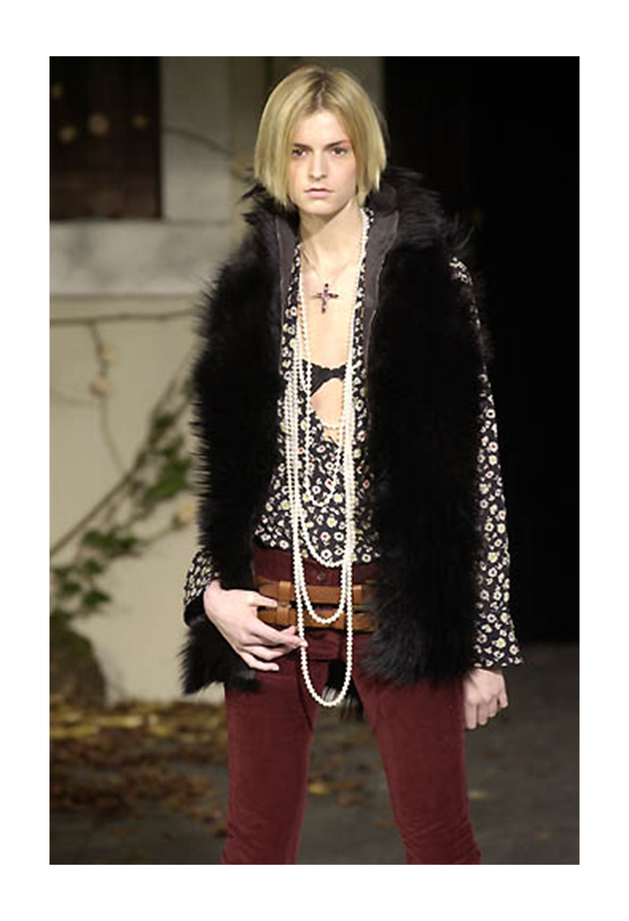 DOLCE & GABBANA BLACK SHAGGY FUR VEST JACKET 2001