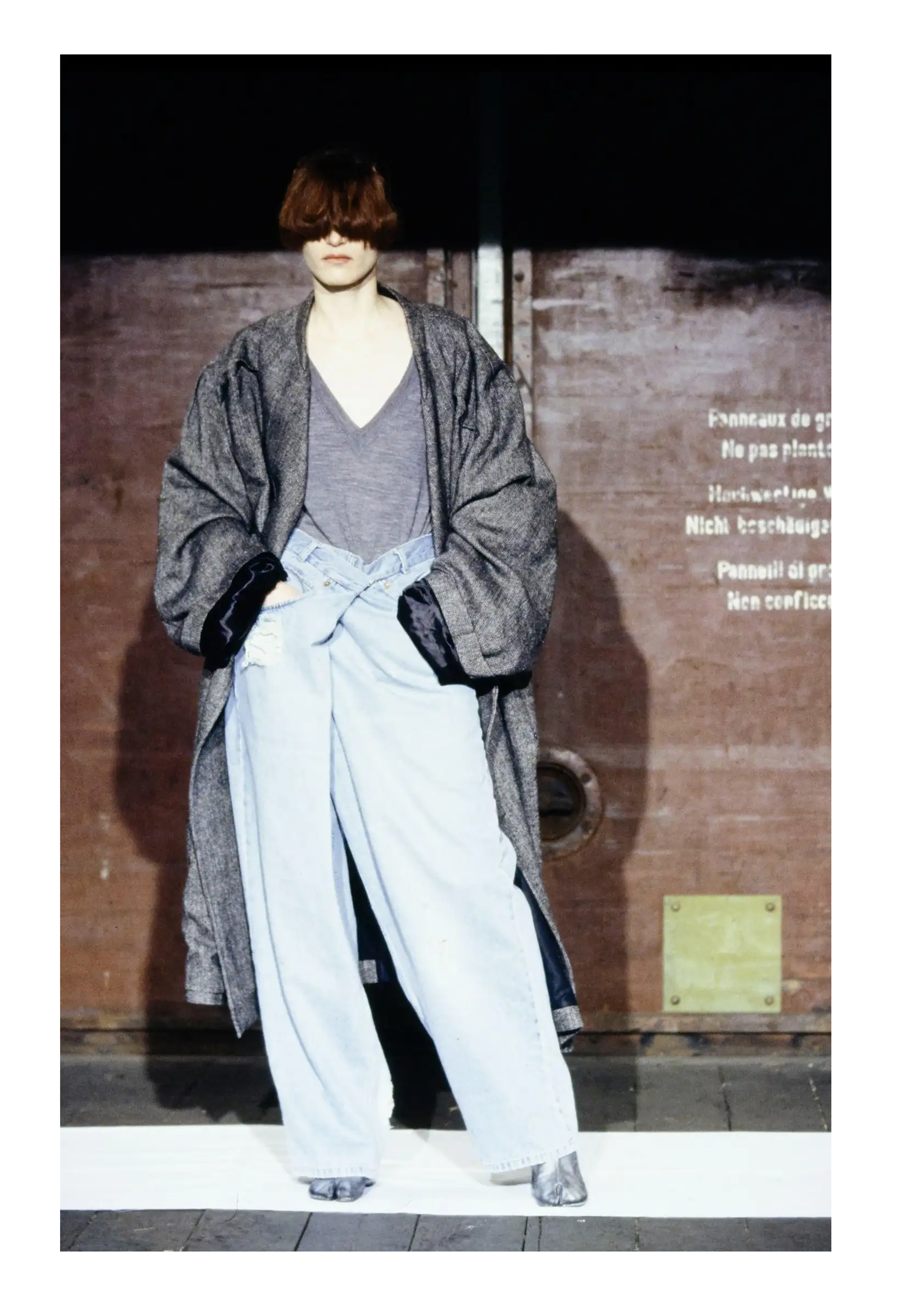 MAISON MARTIN MARGIELA GREY WOOL OVERSIZED OVERCOAT 2000-2001 AW