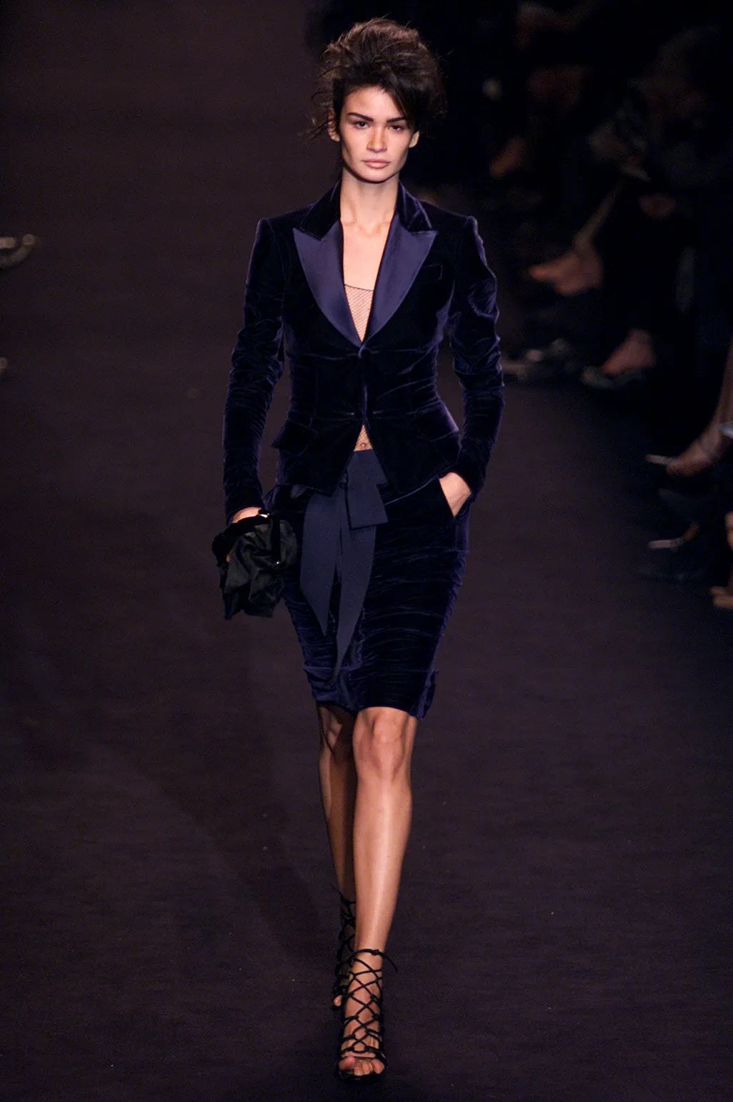 YVES SAINT LAURENT BY TOM FORD BLUE VELVET SKIRT WITH BOW 2002