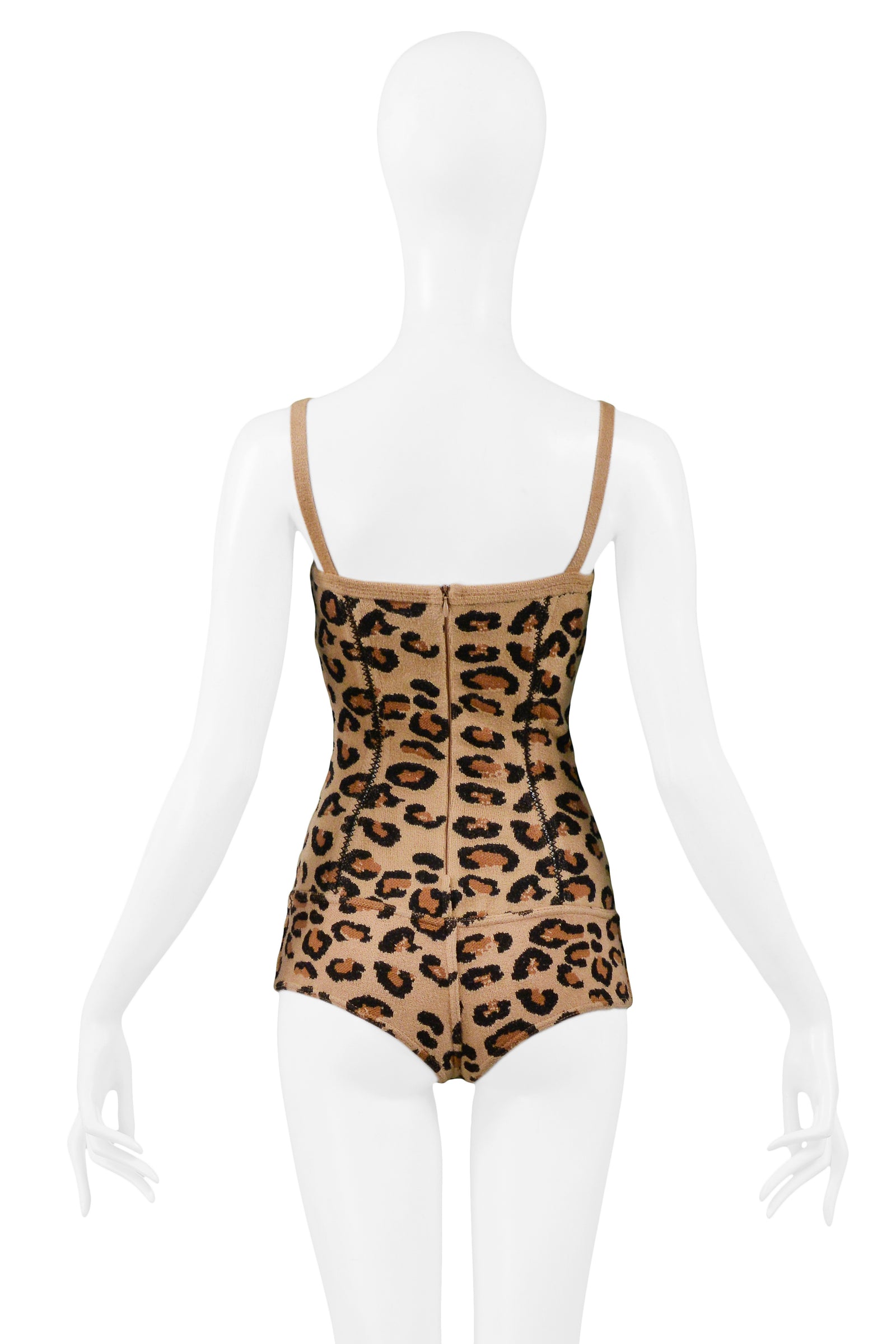 ALAIA ワンピース ALAÏA BLACK ONE PIECE MEDIUM BAG IN FISHNET |ALAÏA US