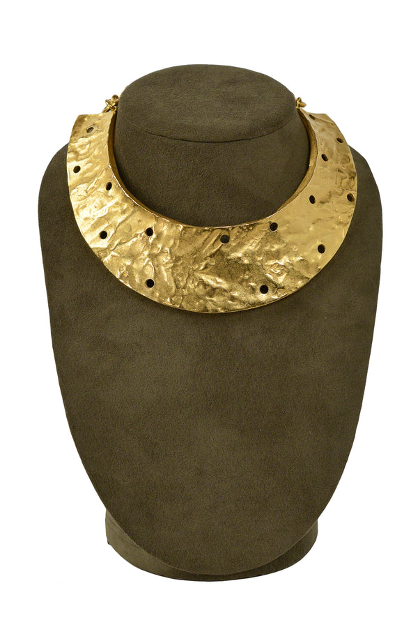 BICHE DE BERE GOLD HAMMERED HOLE PUNCHED COLLAR NECKLACE