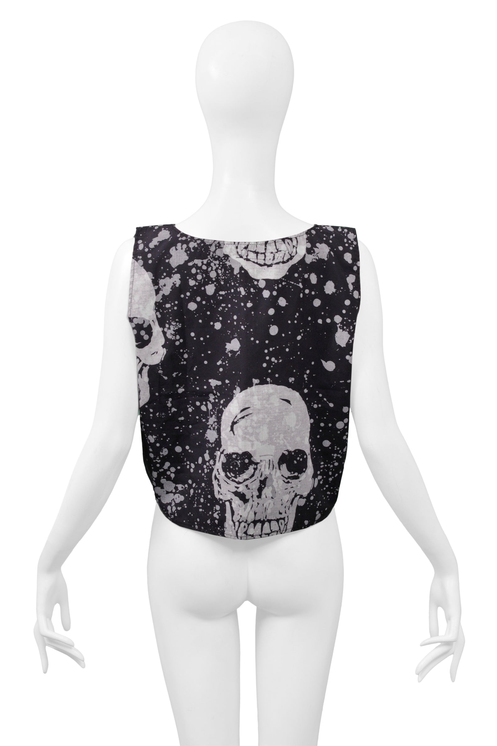 BOY1980sLONDONSKULLTOPBACK_160