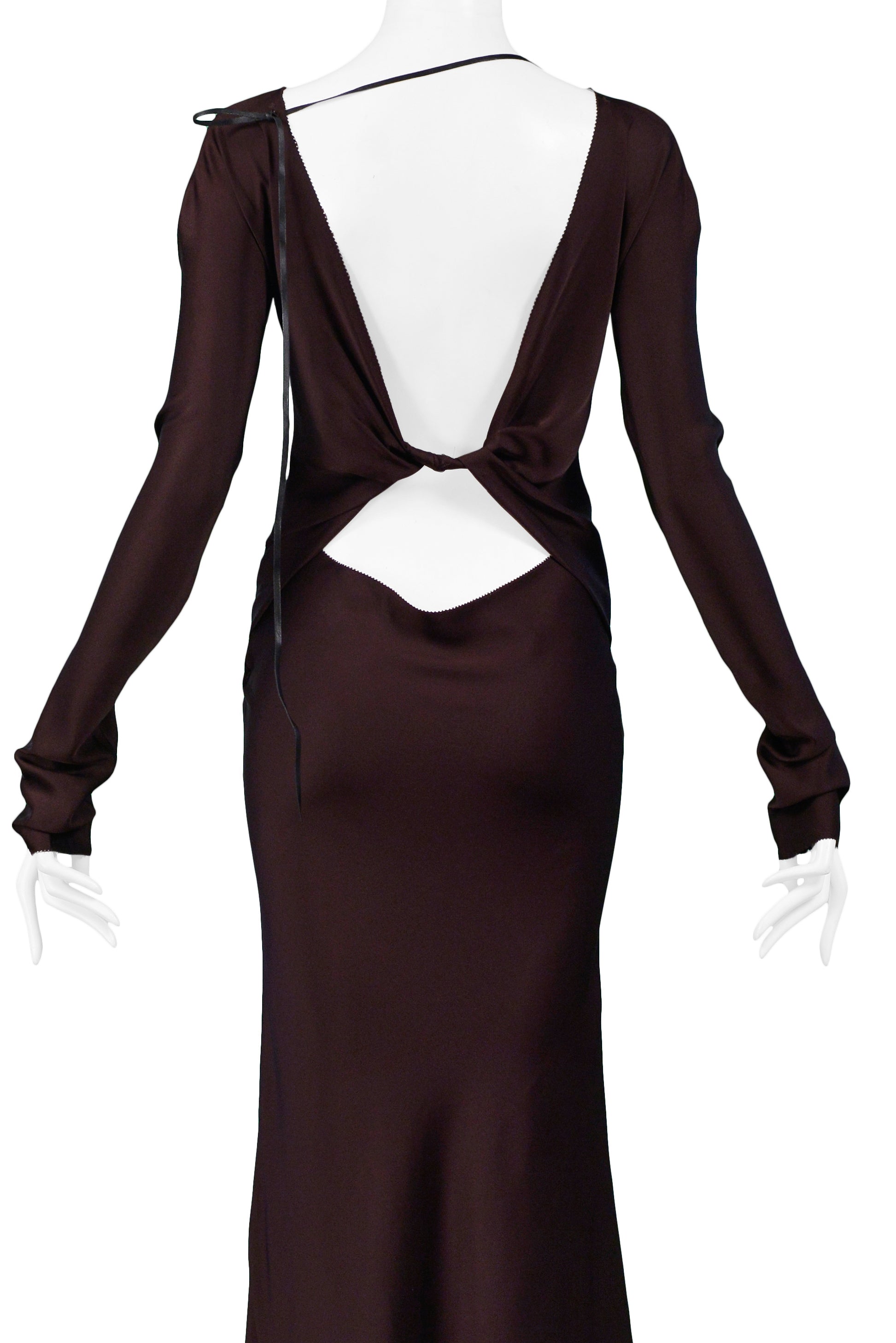 GUCCI BY TOM FORD ICONIC GOTHIC GOWN 2002